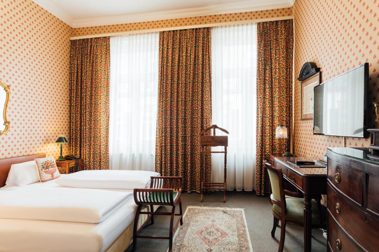 Das Kleine Hotel In Ruhiger Stadtlage Висбаден Экстерьер фото