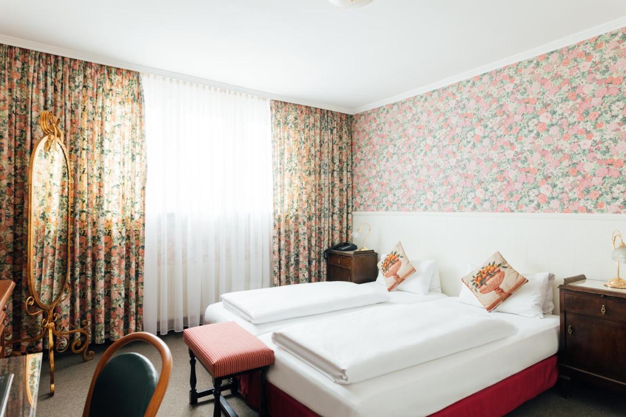 Das Kleine Hotel In Ruhiger Stadtlage Висбаден Экстерьер фото