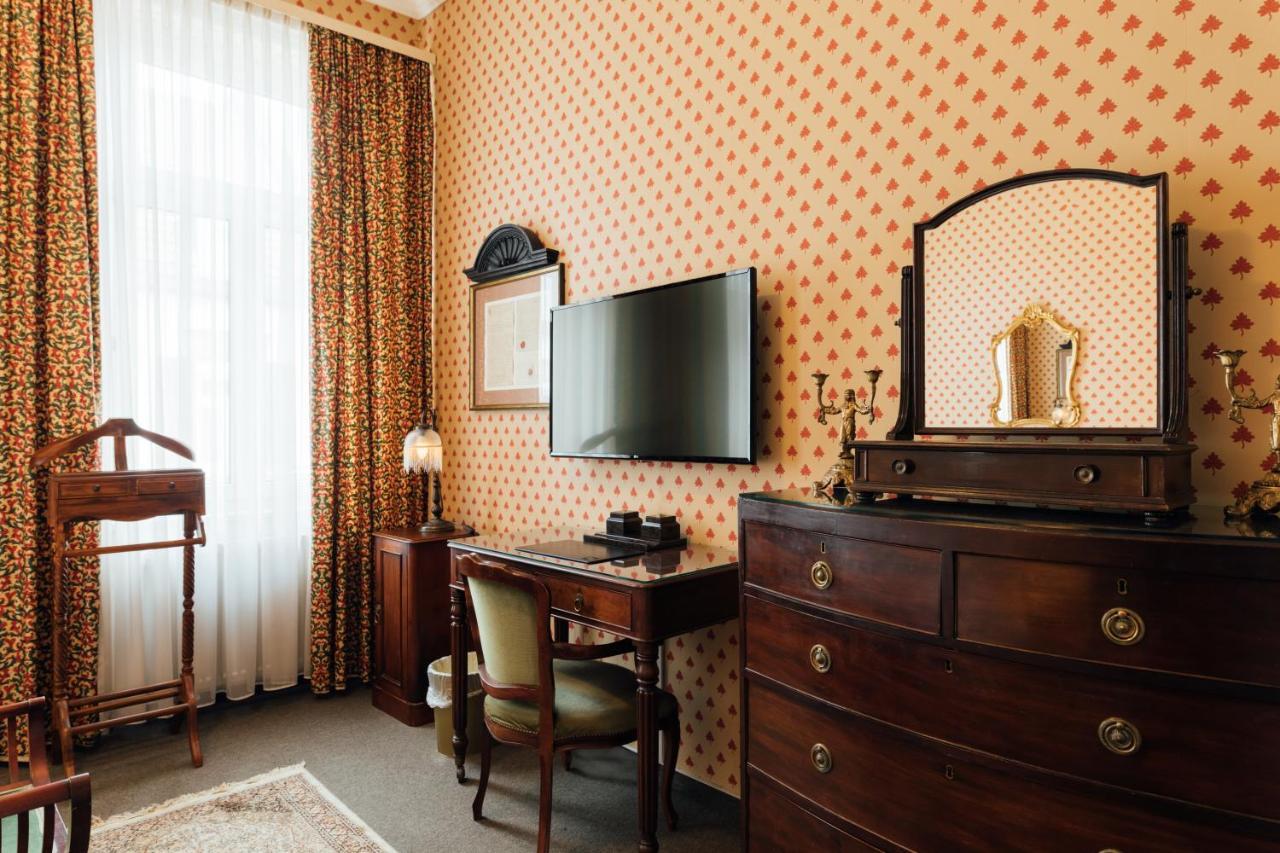 Das Kleine Hotel In Ruhiger Stadtlage Висбаден Экстерьер фото